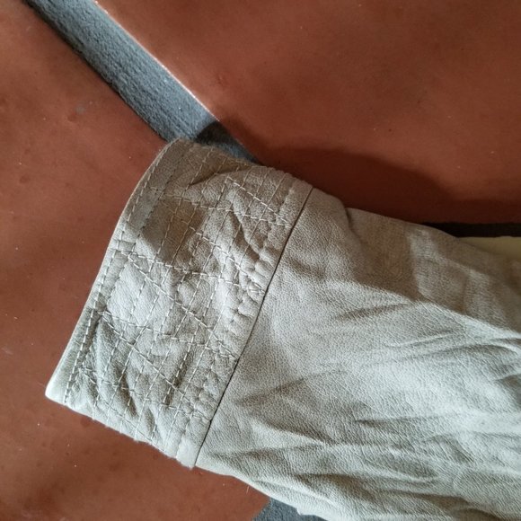 GUESS Beige Faux Leather Jacket - Picture 11 of 12